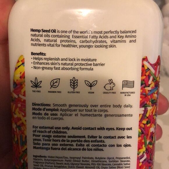 Hempz buttercream vanilla cake herbal body moisturizer - Picture 4 of 5